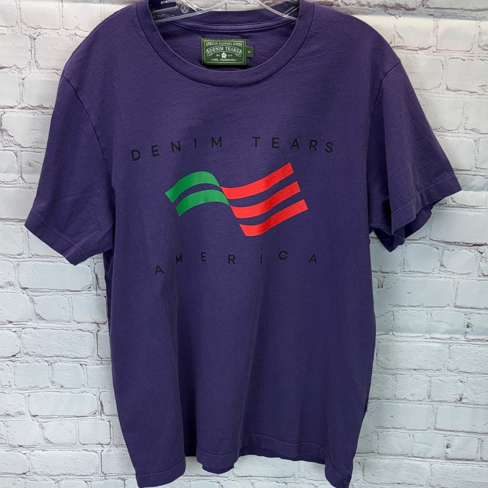 ⭐️Denim Tears men’s short sleeve tee SZ LG. NWOT